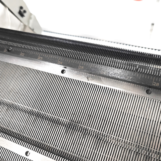 Computerized Flat Knitting Machine details