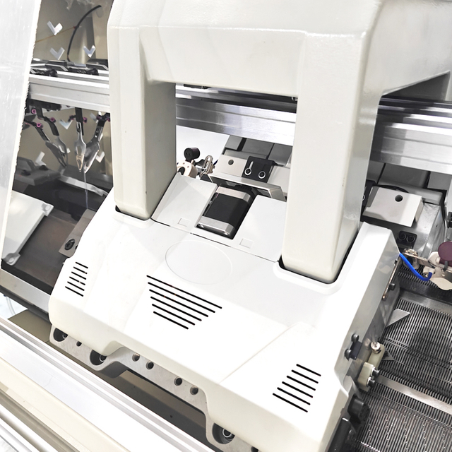 Computerized Flat Knitting Machine details