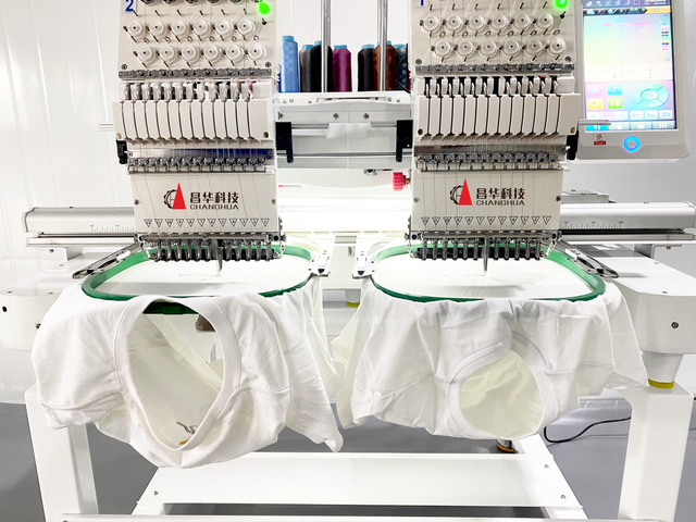 Embroidery machine (5)