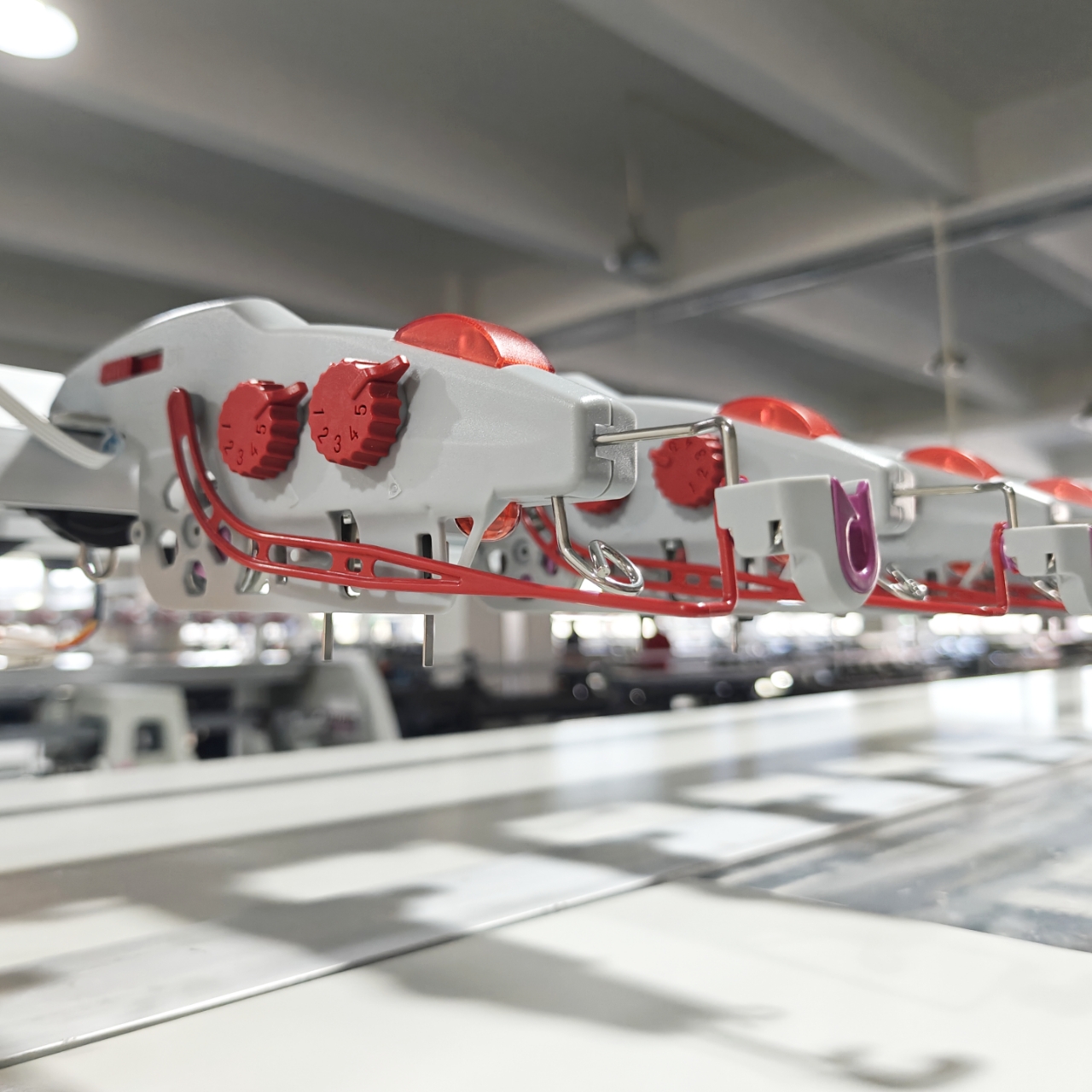 Standard double-system Sweater flat knitting machine